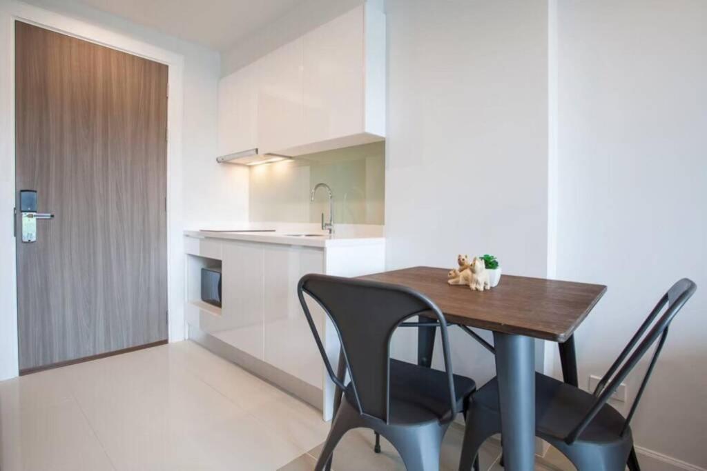 De Amber Bang Sarae By Funnyproperty Bang Sare Exterior photo